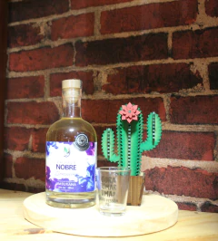 Cachaça Nobre Umburana - 380ml - comprar online