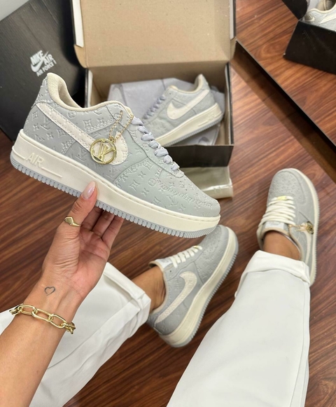 Tênis Nike Air Force X Louis Vuitton