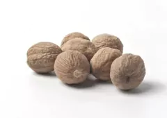 Nuez Moscada Grano X 500g - Envios Todo El Pais - EL PORTUGUES -