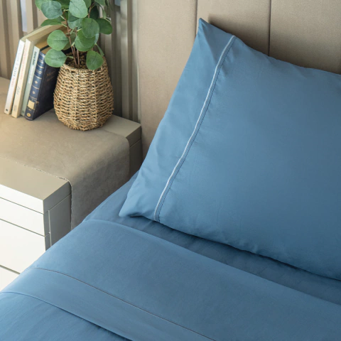 Azul