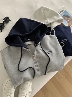 Campera Creative en internet