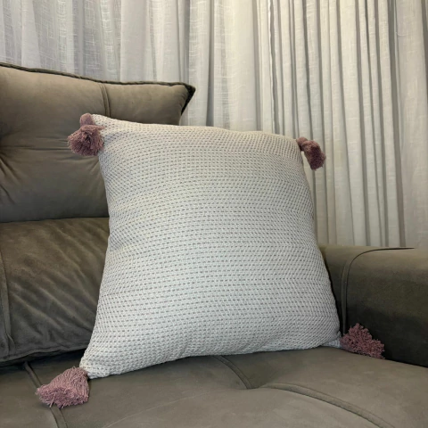 Capa de almofada em algodão com pompom 45x45cm - Crua com Rose
