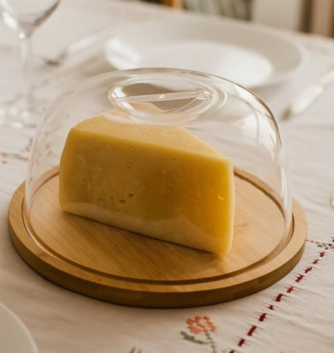 Queijeira de Bambu com tampa de acrílico - 18,8x8cm