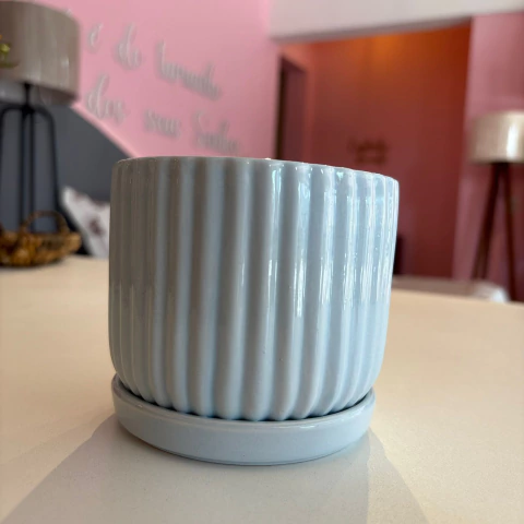 Vaso Decorativo Canelado Azul em Cerâmica - 11x10cm