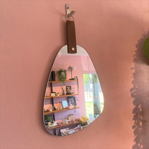 Espelho com alça de courino 22x28cm