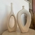 Escultura Vaso Decorativa em cerâmica G na internet