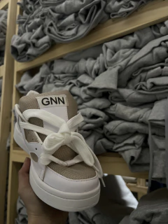 Zapatillas Crema GNN LIQUIDACIÓN en internet
