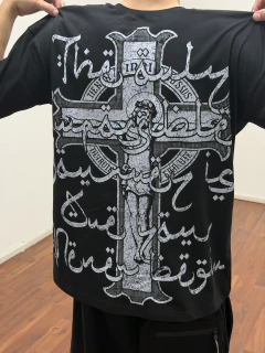 Remera Cristo árabe espalda