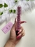 Vibrador personal 2 em 1 com capa texturizada a pilha vibração única na internet