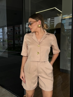 SEMI CROPPED LORENA