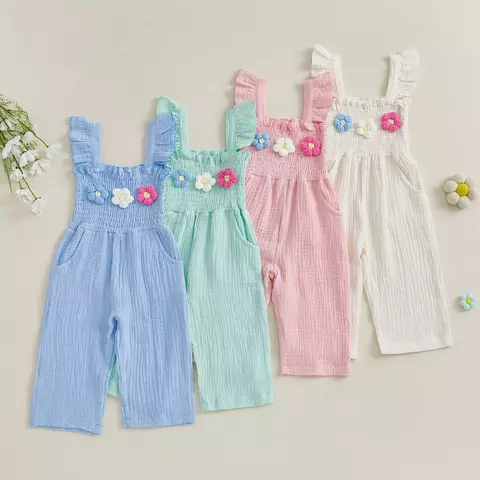 Macacão 3D floral Menina