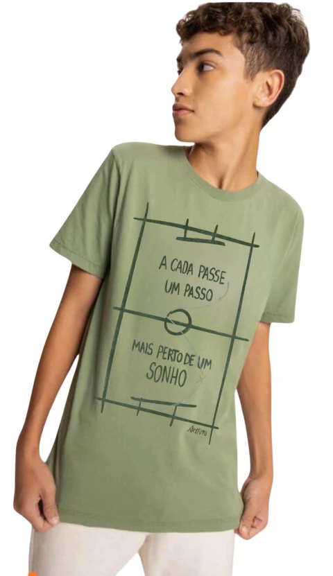 Camiseta Infantil Artturi Sonho em Cada Passe - comprar online