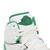 Air Jordan 2 Retro 'Lucky Green' na internet