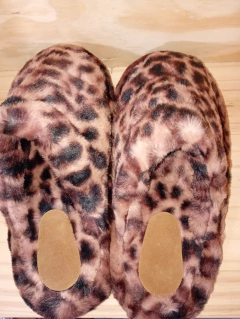 [ADULTO] Pantuflas Teddy Print Varias en internet