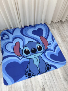 LONA PLAYERA - Stitch fondo corazones - comprar online