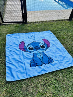LONA PLAYERA - Stitch celeste c/corazón