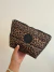Neceser Puffer Animal Print - REGALO - comprar online