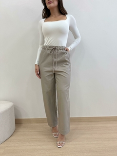 CALÇA FENDI na internet