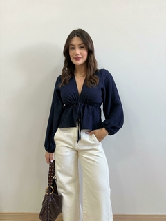 BLUSA BABADO AZUL MARINHO - Aylastore