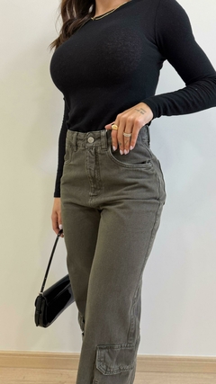 CALÇA CARGO VERDE na internet