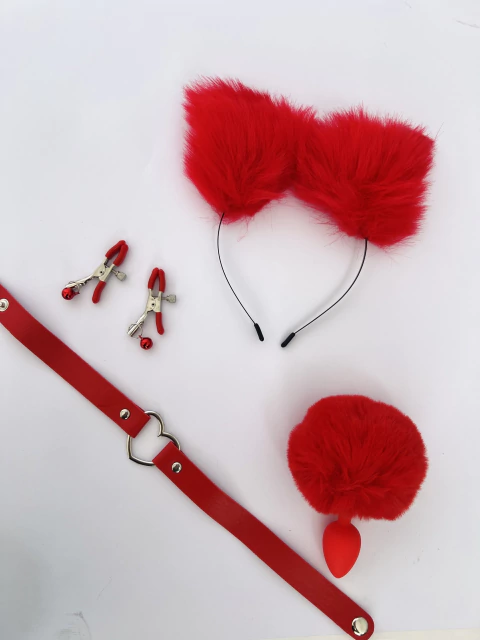 KIT RABO POMPOM COM TIARA DE ORELHAS GRAMPOS DE SEIOS E GARGANTILHA - comprar online