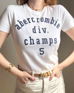 Camiseta Abercrombie (P) - Amorá Brechó