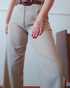 Calça Areia, de linho com viscose (40) - Amorá Brechó