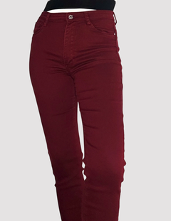 Calça Bordeaux (40/42) na internet