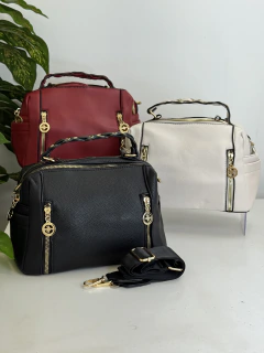 Bolsa Baú com Alça de Mão Detalhada - Tiffany
