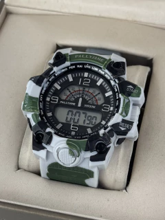 Lucas - Relógio digital masculino estilo esportivo, com design robusto e moderno. Possui visor com iluminação, função alarme, cronômetro e calendário, ideal para o dia a dia ou atividades ao ar livre. Fabricado em material resistente, com pulseira confort