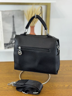 Bolsa Baú com Aplicações de Tachinhas - Katte - Lilo Acessórios | Atacado de bolsas 