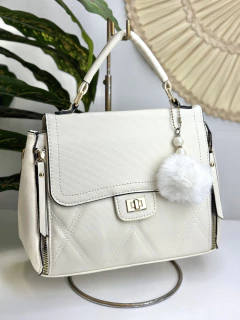 Imagem do Bolsa Média com Bordado - Rebeca