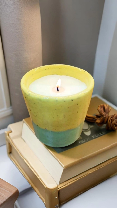 VELA LIMÃO DECORATIVA CERÂMICA 180ml ZAYA - Alegria, auto astral! - comprar online