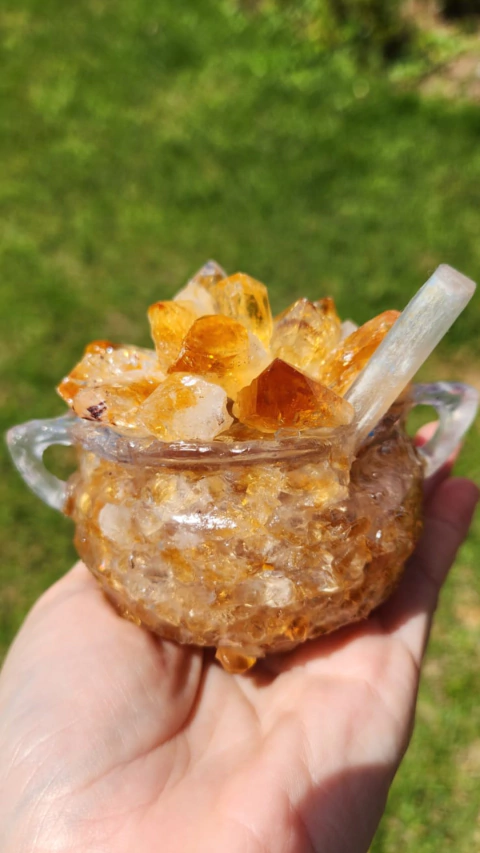 CALDEIRÃO MÍSTICO CITRINO E SELENITA 7cm - Prosperidade, Alegria. - comprar online