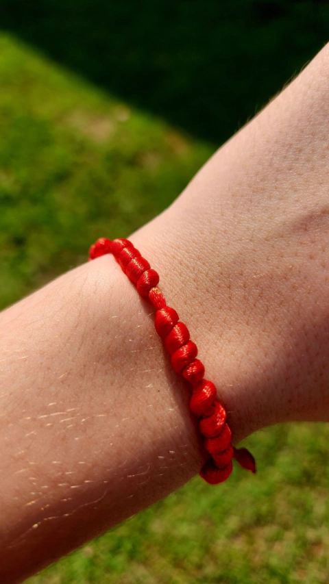 PULSEIRA VERMELHA KABBALAH - 7 NÓS