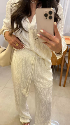 CONJUNTO PAMELA CAMISA & CALÇA na internet