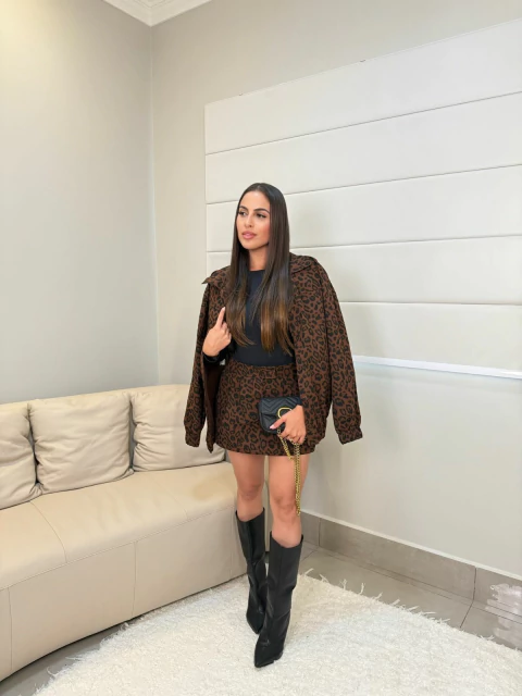 CONJUNTO CASACO & SHORT SAIA ANIMAL PRINT - comprar online