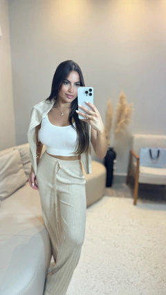 Conjunto Laís Tricôt Cropped e Calça - comprar online