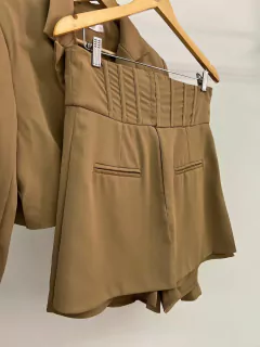 Conjunto Mini Blaser e Short Saia Caramelo - comprar online