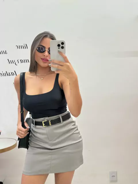 Saia Cinza Corte em Alfaitaria