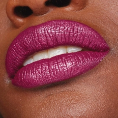 Batom Liquido Matte Glitter Effect Avon Power Stay - Marlu Produtos de Saúde e Beleza