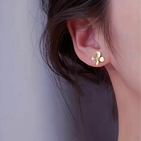 Aretes flor dorada - comprar en línea