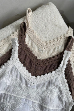 BLUSA FLOWER - YAK11 - comprar online