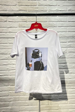 REMERA GATO - ES069 - VOV JEANS