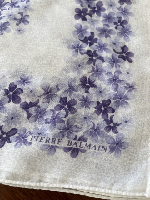 Lenço Pierre Balmain Vintage