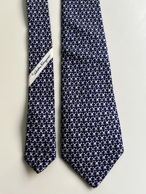 Gravata Ferragamo Coelhos