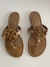 Rasteira Tory Burch na internet