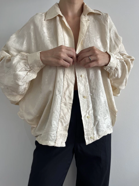 Camisa Vintage Seda Manga Morcego - comprar online