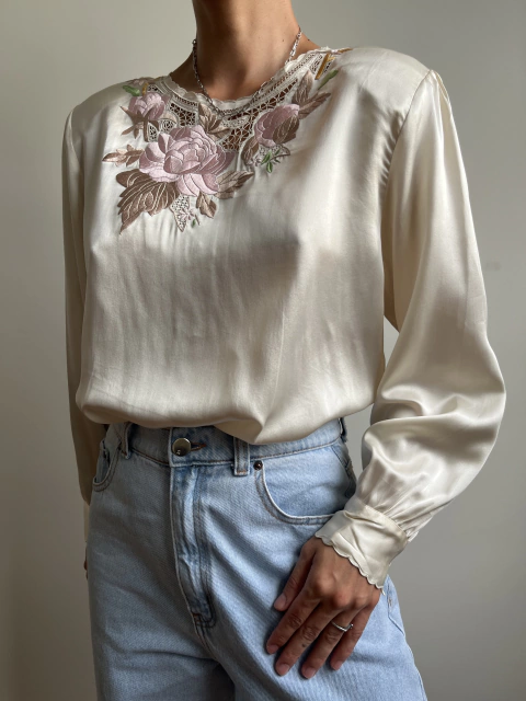 Camisa seda pura bordada (40)