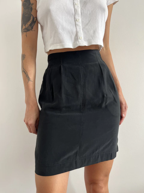 Saia Seda Pura Preta (P) - comprar online